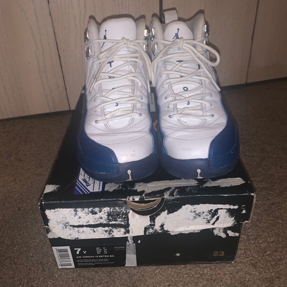 Air Jordan shoes